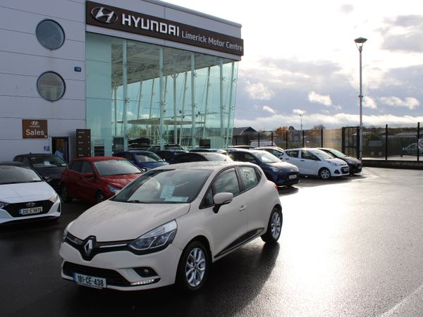 Renault Clio Hatchback, Petrol, 2018, Brown