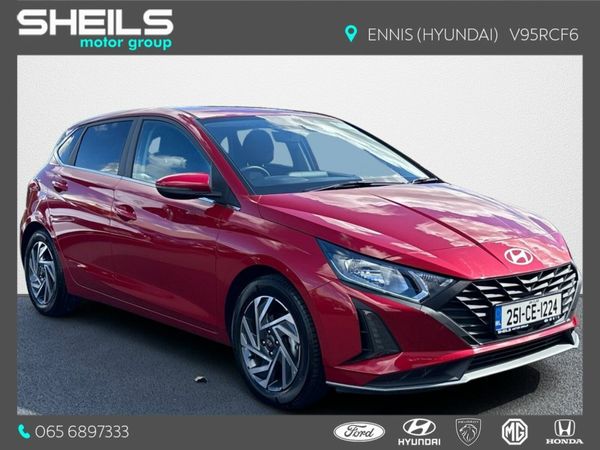 Hyundai i20 Hatchback, Petrol, 2025, Red