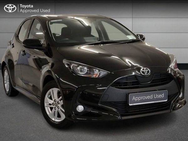 Toyota Yaris Hatchback, Petrol, 2022, Black