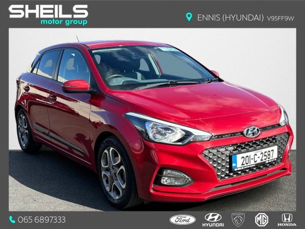 Hyundai i20 Hatchback, Petrol, 2020, Red