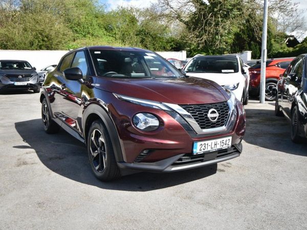 Nissan Juke SUV, Petrol, 2023, Red