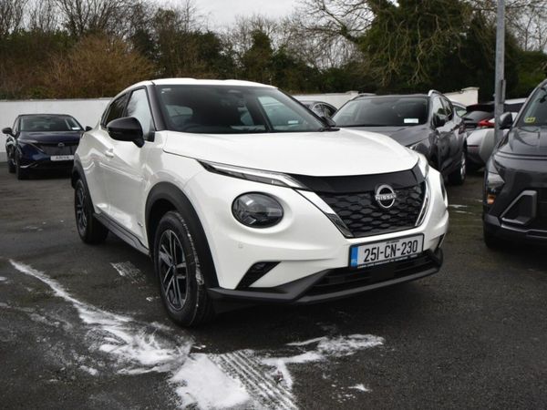 Nissan Juke SUV, Petrol Hybrid, 2025, White