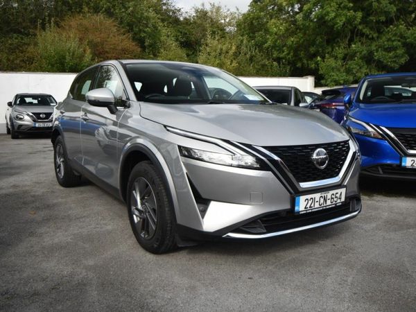 Nissan Qashqai MPV, Petrol, 2022, Grey