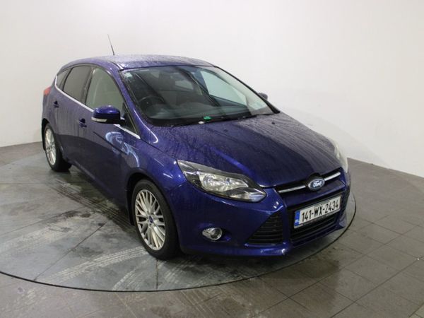 Ford Focus Hatchback, Diesel, 2014, Blue