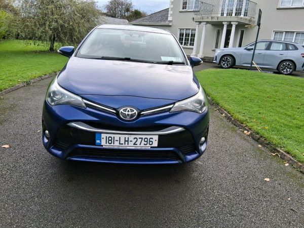Toyota Avensis Saloon, Diesel, 2018, Blue