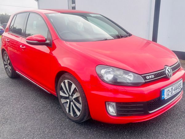 Volkswagen Golf Hatchback, Diesel, 2012, Red