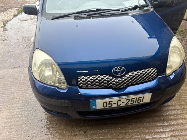 Toyota Yaris Hatchback, Petrol, 2005, Blue