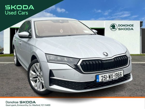 Skoda Octavia Saloon, Petrol Hybrid, 2025, Grey