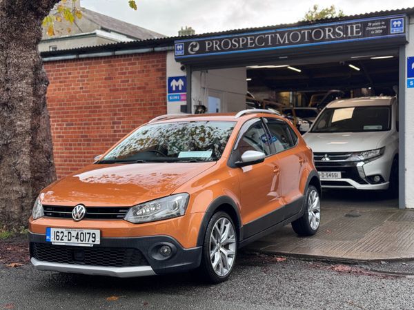 Volkswagen Polo Hatchback, Petrol, 2016, Orange