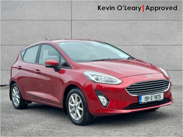 Ford Fiesta Hatchback, Petrol, 2019, Red