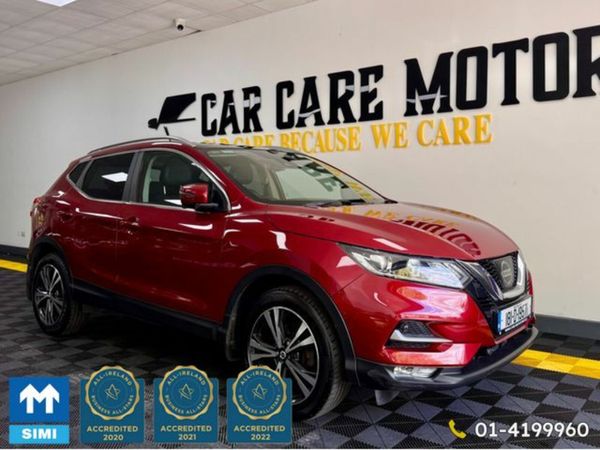 Nissan Qashqai MPV, Petrol, 2018, Red