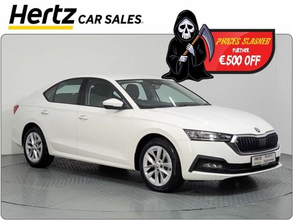 Skoda Octavia Saloon, Diesel, 2024, White