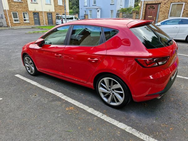 SEAT Leon Estate, Diesel, 2014, Red