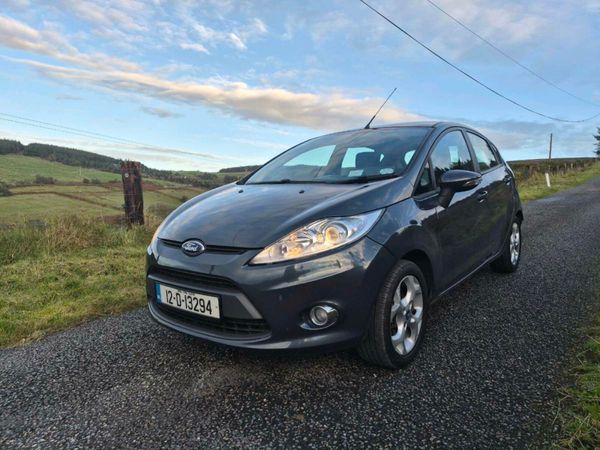 Ford Fiesta Hatchback, Petrol, 2012, Blue