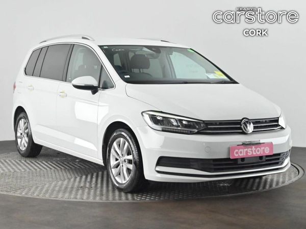 Volkswagen Touran MPV, Petrol, 2020, White