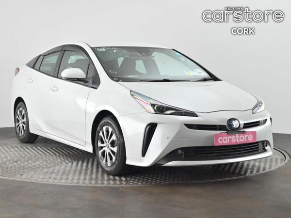 Toyota Prius Hatchback, Petrol Hybrid, 2021, White
