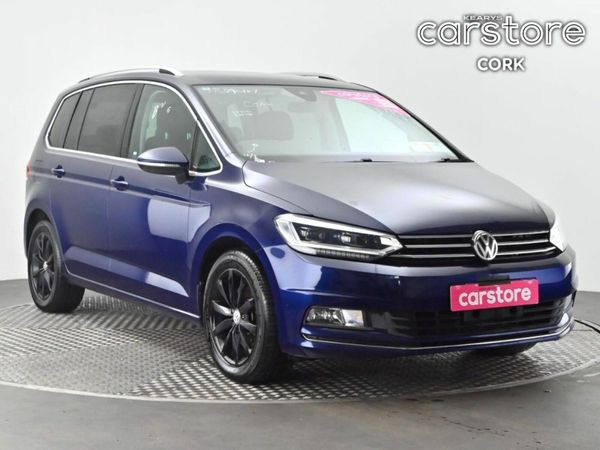 Volkswagen Touran MPV, Petrol, 2017, Blue