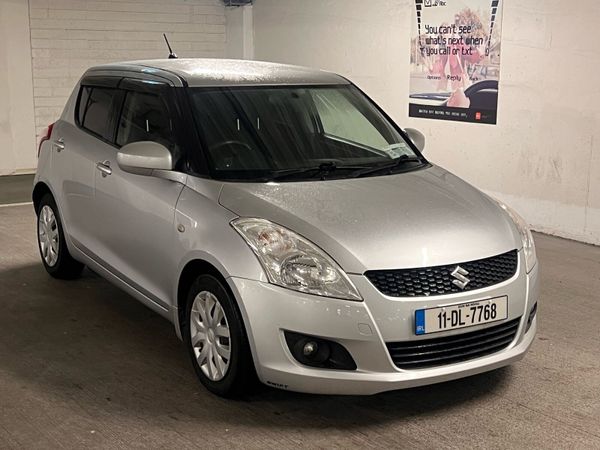 Suzuki Swift Hatchback, Petrol, 2011, Silver