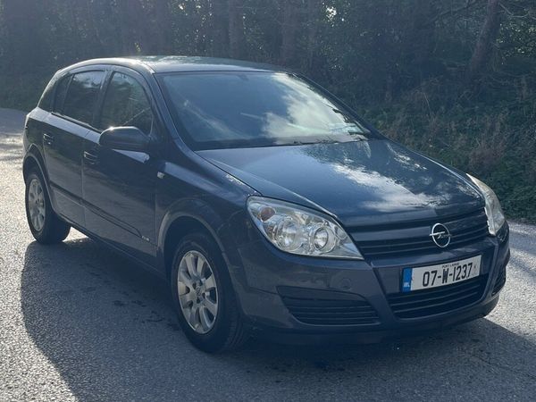 Opel Astra Hatchback, Petrol, 2007, Blue