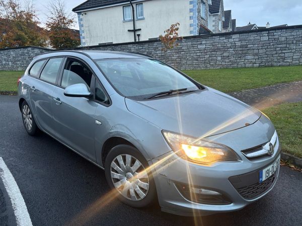 Vauxhall Astra Estate, Diesel, 2013, Silver