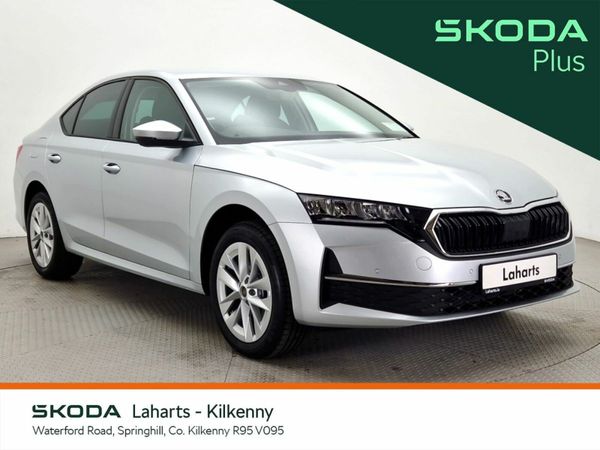 Skoda Octavia Saloon, Diesel, 2025, Grey