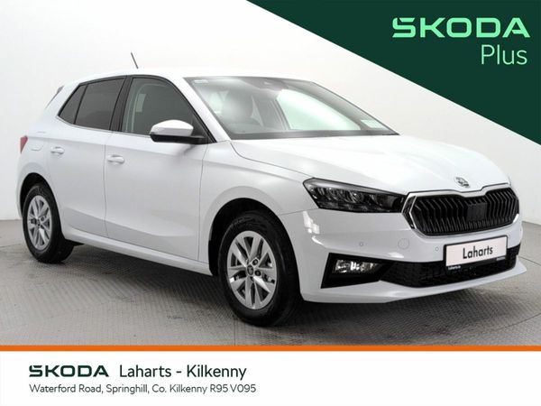 Skoda Fabia Hatchback, Petrol, 2025, White