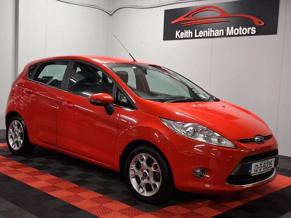 Ford Fiesta Hatchback, Petrol, 2012, Red