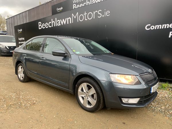 Skoda Octavia Hatchback, Diesel, 2015, Grey