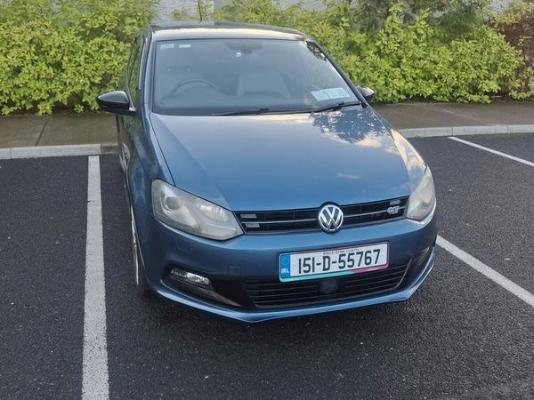 Volkswagen Polo Hatchback, Petrol, 2015, Blue