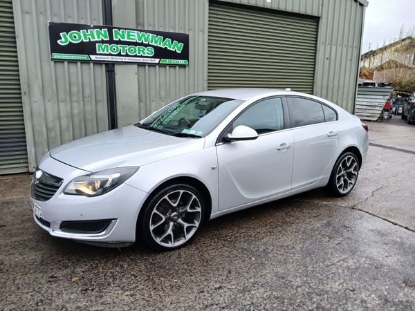 Vauxhall Insignia Hatchback, Diesel, 2015, Silver