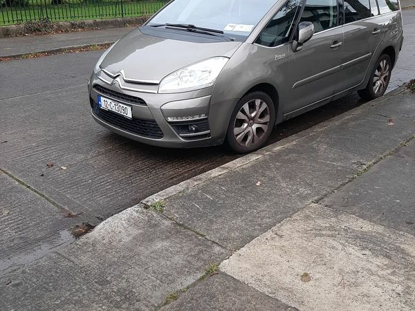 Citroen C4 Picasso MPV, Diesel, 2012, Brown