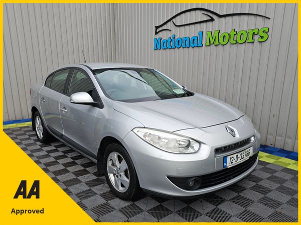 Renault Fluence Saloon, Diesel, 2012, Silver