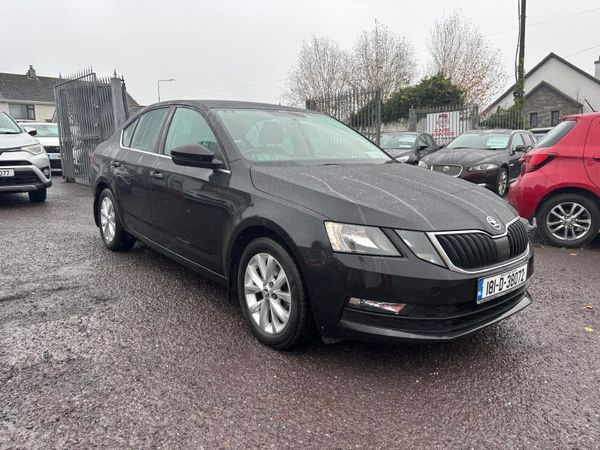 Skoda Octavia Saloon, Diesel, 2018, Black