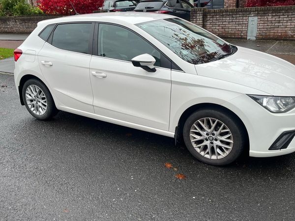SEAT Ibiza Hatchback, Petrol, 2018, White