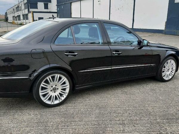 Mercedes-Benz E-Class Saloon, Petrol, 2008, Black