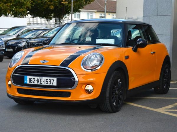 Mini Cooper Hatchback, Diesel, 2016, Orange