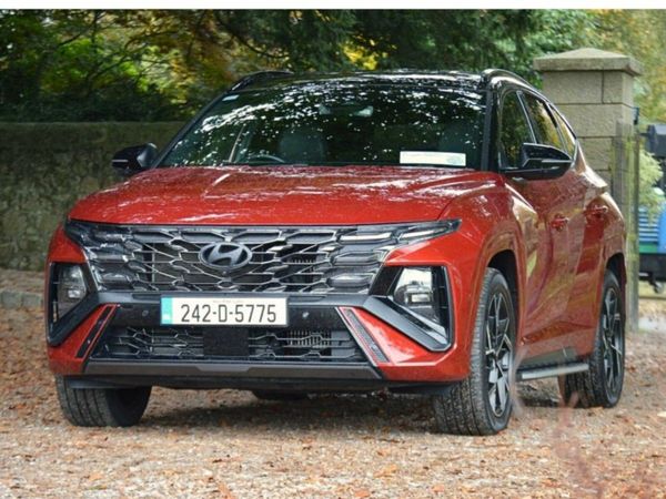Hyundai Tucson SUV, Petrol Plug-in Hybrid, 2024, Red