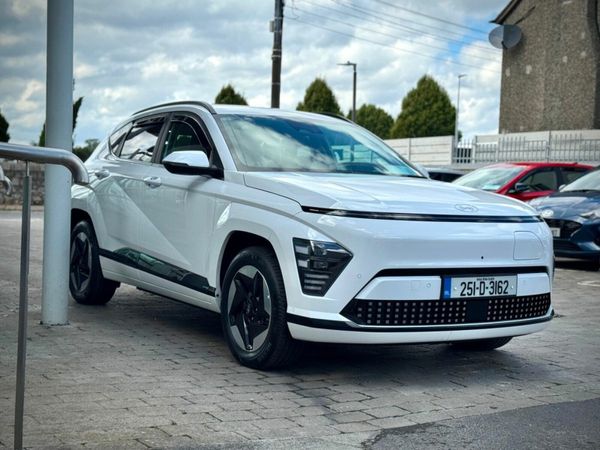 Hyundai KONA MPV, Electric, 2025, White