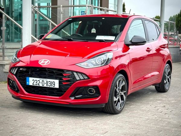 Hyundai i10 Hatchback, Petrol, 2023, Red