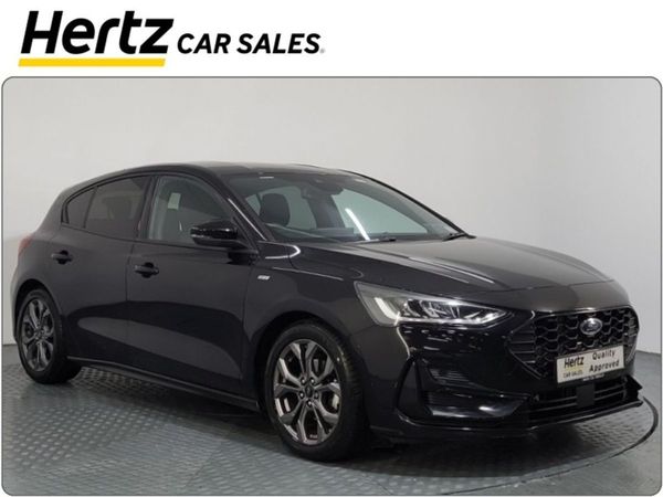 Ford Focus Hatchback, Diesel, 2023, Black