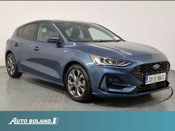 Ford Focus Hatchback, Petrol, 2023, Blue