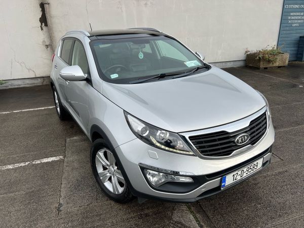 Kia Sportage SUV, Diesel, 2012, Silver