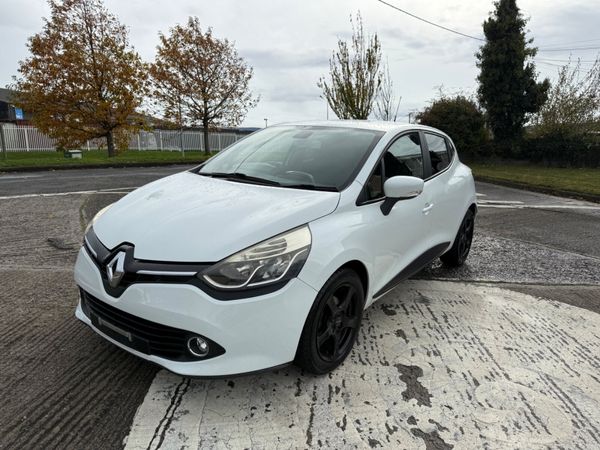 Renault Clio Hatchback, Petrol, 2014, White