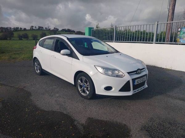 Ford Focus Hatchback, Diesel, 2014, White