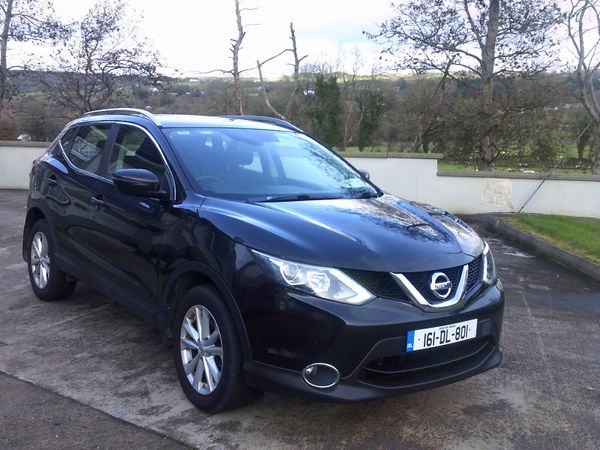 Nissan Qashqai Hatchback, Diesel, 2016, Black