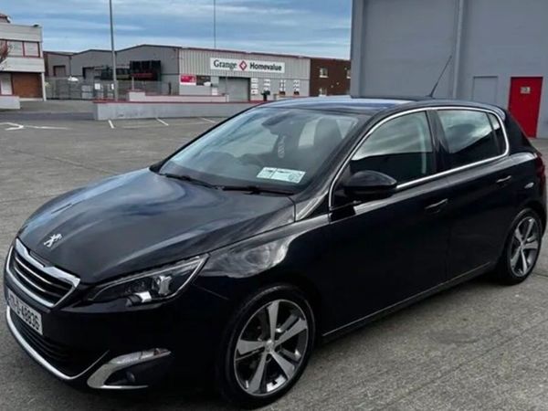 Peugeot 308 Hatchback, Petrol, 2017, Black