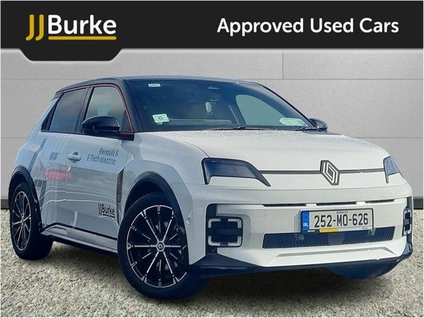 Renault 5 Hatchback, Electric, 2025, White