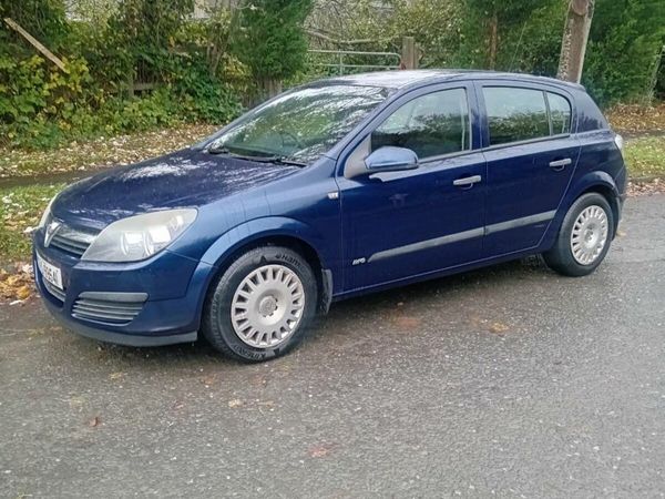 Vauxhall Astra Hatchback, Petrol, 2007, Blue