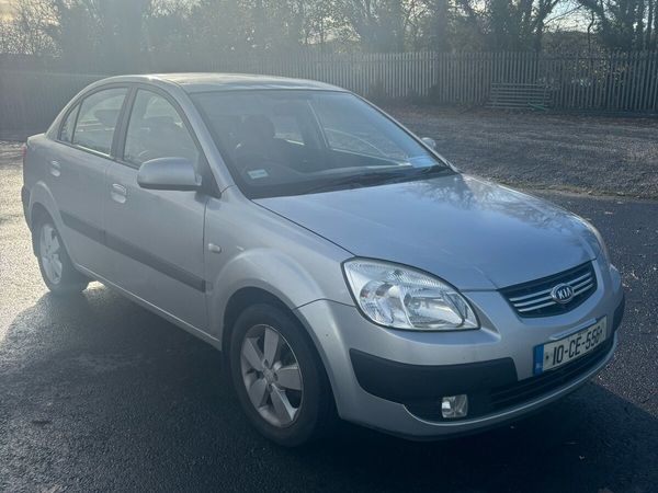 Kia Rio Saloon, Diesel, 2010, Silver