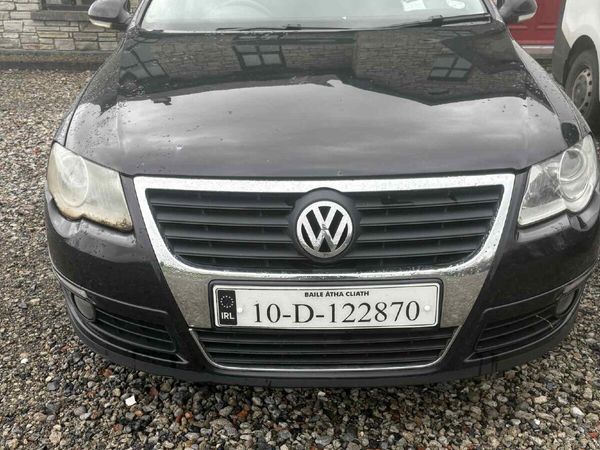 Volkswagen Passat Saloon, Diesel, 2010, Black